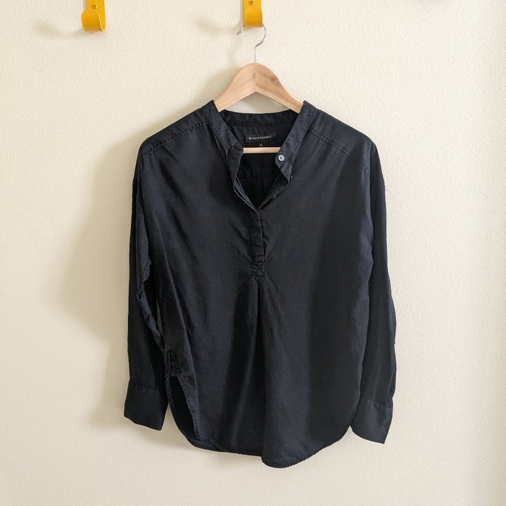 Banana Republic Black Tunic Blouse